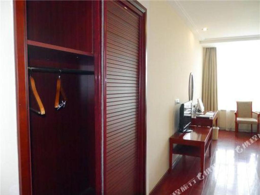 Greentree Inn Tianjin Wuqing Distric Bohai Market Exterior photo